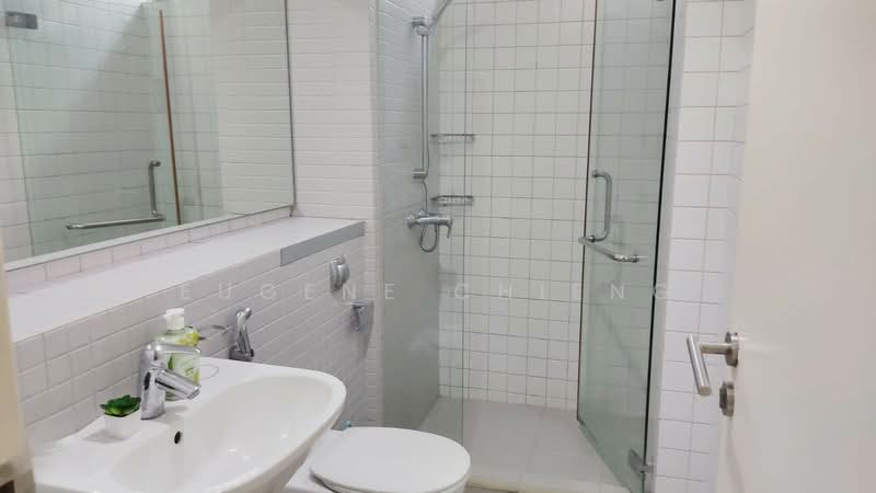 The Trumps, 1 Jalan Kembangan, Room Rental, 200 sqft, Condominium For Rent, by Eugene Chieng, 500156713 - Bathroom - PropertyGuru.com.sg