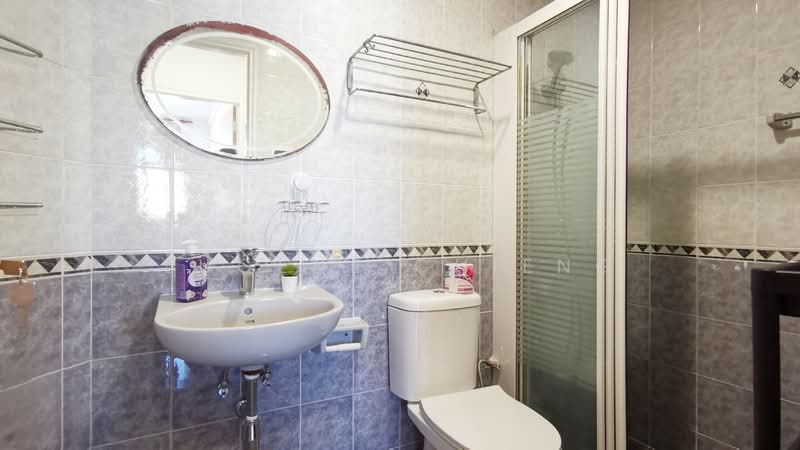 Torieview Mansions, 8 Lorong 29 Geylang, Room Rental, 200 sqft, Condominium For Rent, by Eugene Chieng, 500156716 - Bathroom - PropertyGuru.com.sg