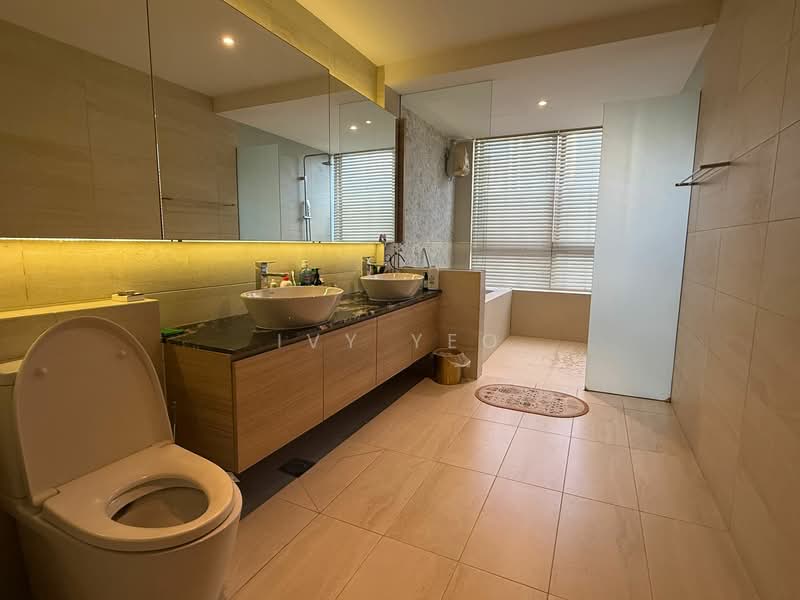 Hillview Estate, Jalan Intan, 4 Bedrooms, 2,420 sqft, Terraced House For Sale, by Ivy Yeo, 500156721 - PropertyGuru.com.sg