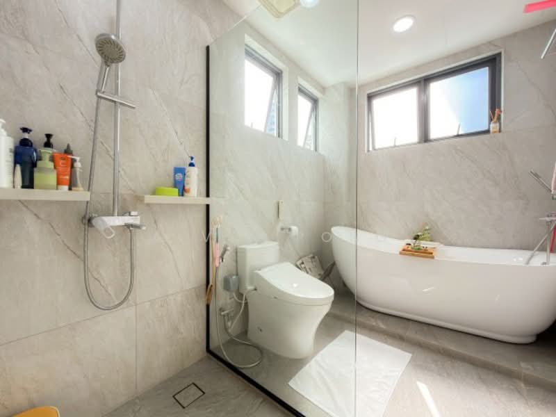 Beautifully Renovated 2.5 Storey Semi-D @ Seletar Hills Estate, , 5 Bedrooms, 5,499 sqft, Semi-Detached House For Sale, by Alvin Pong, 500156723 - PropertyGuru.com.sg