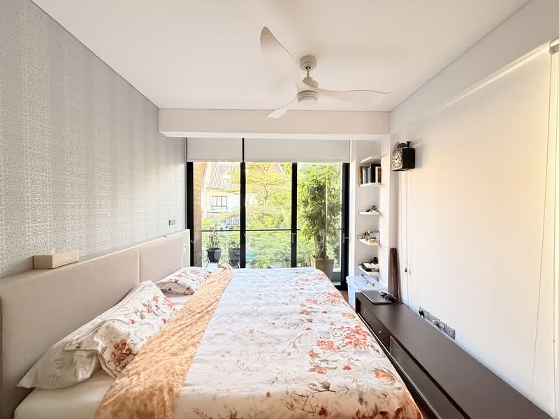 Super Rare Well Renovated Corner Terrace and Cul De Sac, Begonia Lane, 5 Bedrooms, 3,400 sqft, Terraced House For Sale, by Joy Toh, 500156726 - Bedroom - PropertyGuru.com.sg
