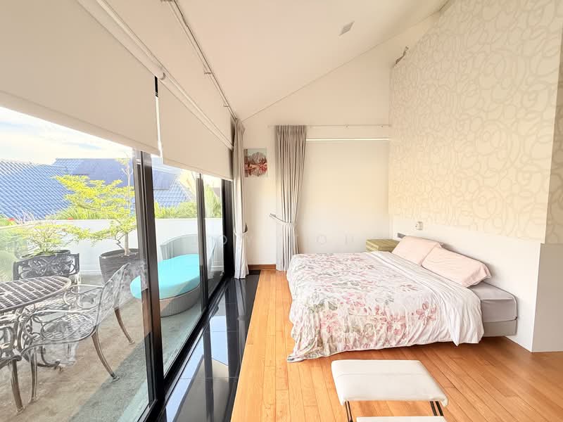 Super Rare Well Renovated Corner Terrace and Cul De Sac, Begonia Lane, 5 Bedrooms, 3,400 sqft, Terraced House For Sale, by Joy Toh, 500156726 - Bedroom - PropertyGuru.com.sg
