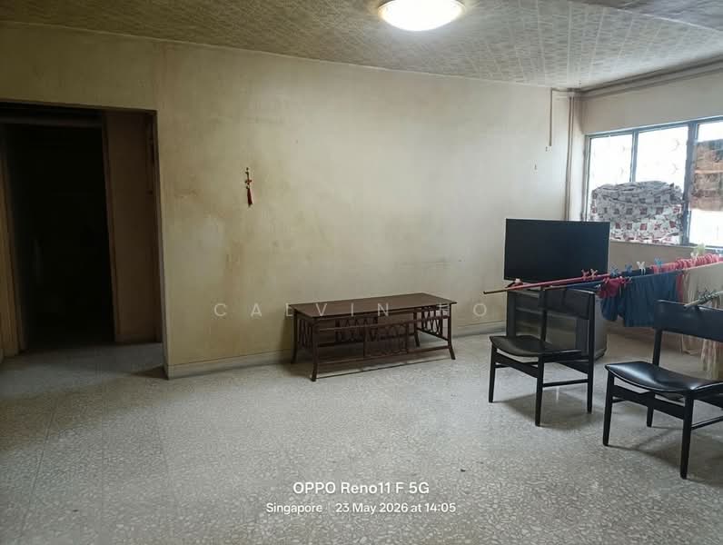 32 Teban Gardens Road, 32 Teban Gardens Road, 3 Bedrooms, 1,066 sqft, HDB Flat For Sale, by Calvin Ho, 500156731 - Living Room - PropertyGuru.com.sg