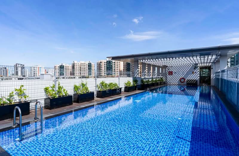 Lovely 2 bedrooms Apartment @ Paya Lebar, , 2 Bedrooms, 818 sqft, Apartment For Rent, by Homer Lau, 500156746 - Pool - PropertyGuru.com.sg