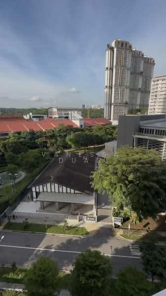 Queens Peak, 1 Dundee Road, 3 Bedrooms, 624 sqft, Condominium For Rent, by Vanessa Duan, 500156758 - Exterior - PropertyGuru.com.sg