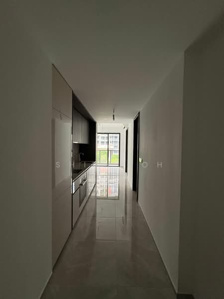 Tembusu Grand, 94 Jalan Tembusu, 1 Bedroom, 527 sqft, Condominium For Sale, by Shi Yi Oh, 500156761 - Corridor - PropertyGuru.com.sg