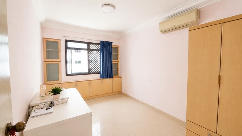 454 Choa Chu Kang Avenue 4, 454 Choa Chu Kang Avenue 4, 3 Bedrooms, 1,323 sqft, HDB Flat For Sale, by Johnson Lim, 500156773 - Bedroom - PropertyGuru.com.sg