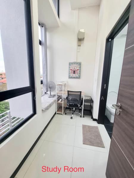 $5280/mth rent! Freehold Dual Key - Super High Rental Yield Condo, Buona Vista / West Coast / Clementi New Town, 2 Bedrooms, 721 sqft, Condominium For Sale, by Nickson Guay, 500156780 - Study - PropertyGuru.com.sg