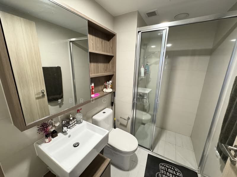 Sol Acres, 8 Choa Chu Kang Grove, 3 Bedrooms, 872 sqft, Condominium For Sale, by Bruce Ang, 500156782 - Bathroom - PropertyGuru.com.sg