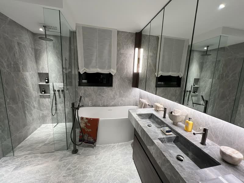 UPPERHOUSE at Orchard Boulevard, 22 Orchard Boulevard, 4 Bedrooms, 2,056 sqft, Condominium For Sale, by Michael Chin 陈俊雄, 500156783 - Bathroom - PropertyGuru.com.sg
