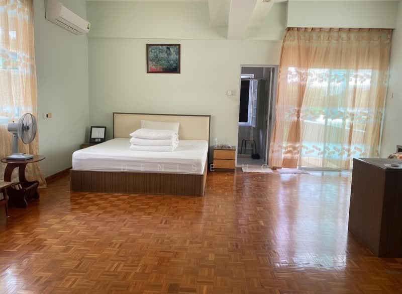Jalan Sentosa, , 4 Bedrooms, 4,800 sqft, Detached House For Sale, by Denise Ho, 500156784 - Bedroom - PropertyGuru.com.sg
