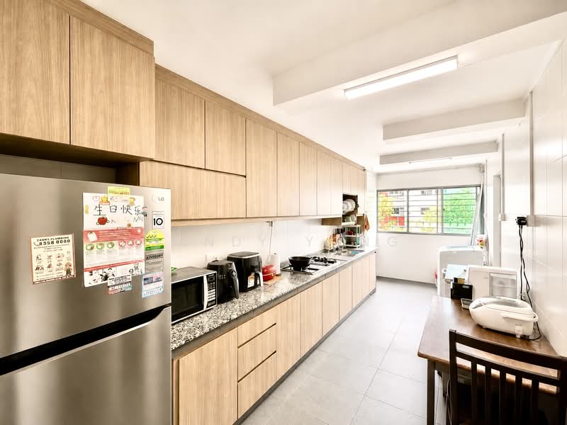 616 Hougang Avenue 8, 616 Hougang Avenue 8, 3 Bedrooms, 1,302 sqft, HDB Flat For Sale, by Sandy Yong, 500156793 - Kitchen - PropertyGuru.com.sg