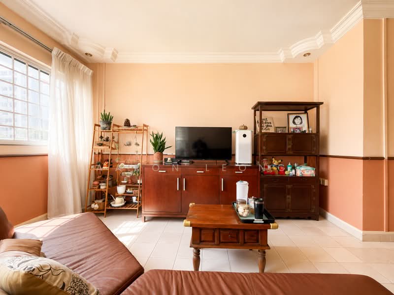 No Extension Needed, Extra Spacious, Near Mrt, , 3 Bedrooms, 1,130 sqft, HDB Flat For Sale, by Aaron Leong, 500156799 - Living Room - PropertyGuru.com.sg