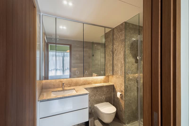 Fourth Avenue Residences, 2 Fourth Avenue, 2 Bedrooms, 624 sqft, Condominium For Sale, by Linda Yang, 500156803 - Bathroom - PropertyGuru.com.sg