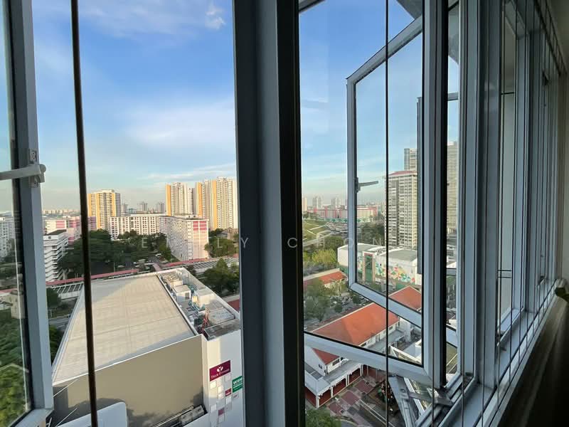 725 Ang Mo Kio Avenue 6, 725 Ang Mo Kio Avenue 6, 3 Bedrooms, 1,281 sqft, HDB Flat For Sale, by Emily Chong, 500156811 - View - PropertyGuru.com.sg