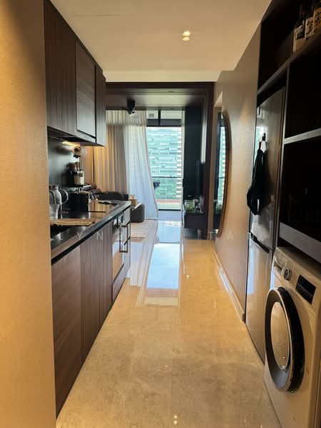 Pullman Residences, 18 Dunearn Road, 2 Bedrooms, 667 sqft, Condominium For Sale, by Lynette Tan, 500156826 - Kitchen - PropertyGuru.com.sg