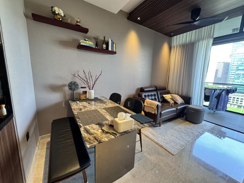 Pullman Residences, 18 Dunearn Road, 2 Bedrooms, 667 sqft, Condominium For Sale, by Lynette Tan, 500156826 - Living Room - PropertyGuru.com.sg