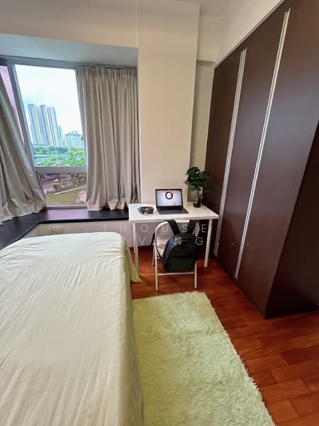The Parc Condominium, 3 West Coast Walk, Room Rental, 100 sqft, Condominium For Rent, by Hilda, 500156836 - Bedroom - PropertyGuru.com.sg