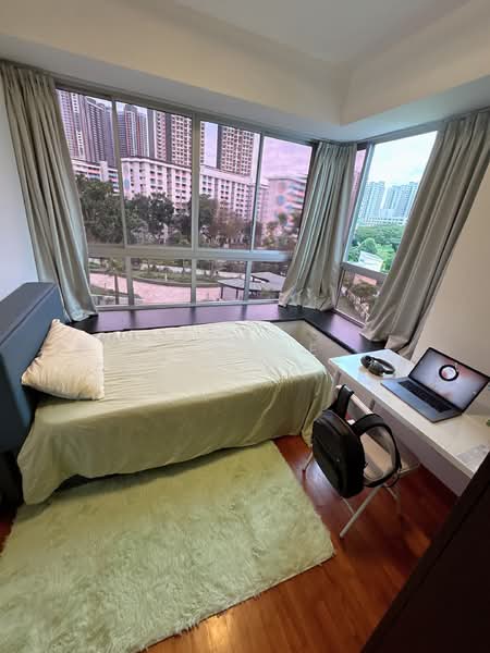 The Parc Condominium, 3 West Coast Walk, Room Rental, 100 sqft, Condominium For Rent, by Hilda, 500156836 - Bedroom - PropertyGuru.com.sg