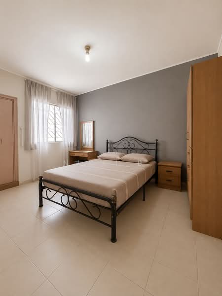 416 Bukit Batok West Avenue 4, 416 Bukit Batok West Avenue 4, 2 Bedrooms, 786 sqft, HDB Flat For Sale, by Nikki B., 500156859 - PropertyGuru.com.sg