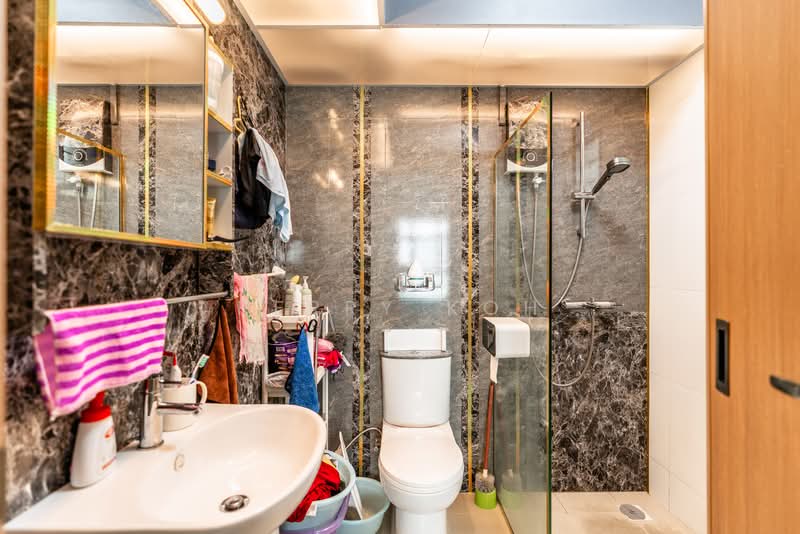 420B Northshore Drive, 420B Northshore Drive, 3 Bedrooms, 1,012 sqft, HDB Flat For Sale, by Perry Koh, 500156861 - Bathroom - PropertyGuru.com.sg