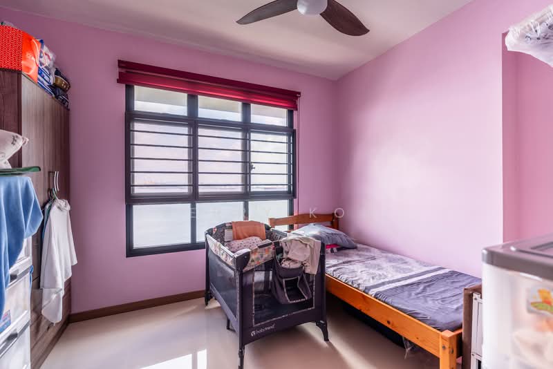 420B Northshore Drive, 420B Northshore Drive, 3 Bedrooms, 1,012 sqft, HDB Flat For Sale, by Perry Koh, 500156861 - Bedroom - PropertyGuru.com.sg