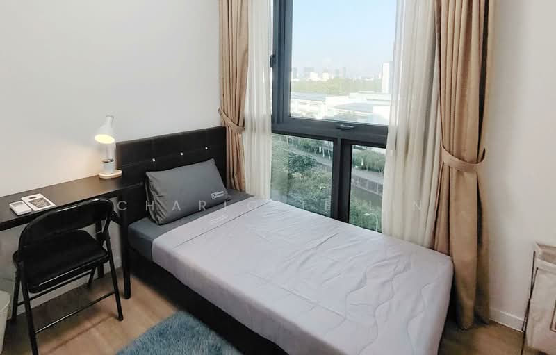 The Lakefront Residences, 46 Lakeside Drive, Room Rental, 100 sqft, Condominium For Rent, by Charlotte Lin, 500156869 - Room 2 - PropertyGuru.com.sg