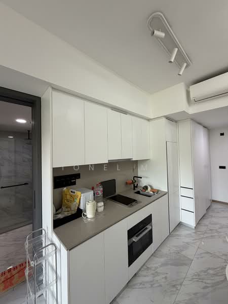 The Landmark, 173 Chin Swee Road, 1 Bedroom, 495 sqft, Condominium For Rent, by Lionel Mai, 500156870 - Kitchen - PropertyGuru.com.sg
