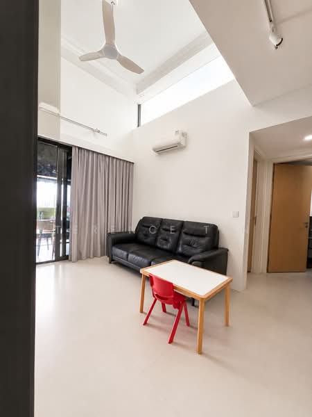 The Lakefront Residences, 48 Lakeside Drive, 2 Bedrooms, 990 sqft, Condominium For Sale, by Terence Tan, 500156884 - Living Room - PropertyGuru.com.sg