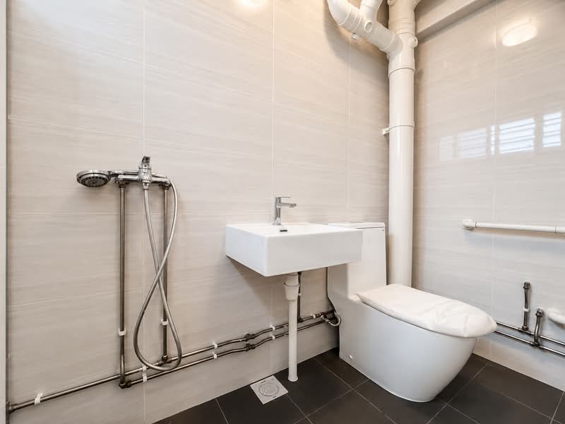 126 Pasir Ris Street 11, 126 Pasir Ris Street 11, 3 Bedrooms, 1,130 sqft, HDB Flat For Sale, by Gary Goh, 500156889 - Bathroom - PropertyGuru.com.sg