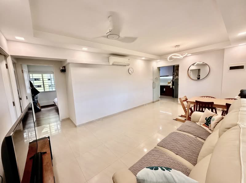 118A Jalan Membina, 118A Jalan Membina, 3 Bedrooms, 969 sqft, HDB Flat For Rent, by Benny Ng, 500156897 - Living Room - PropertyGuru.com.sg