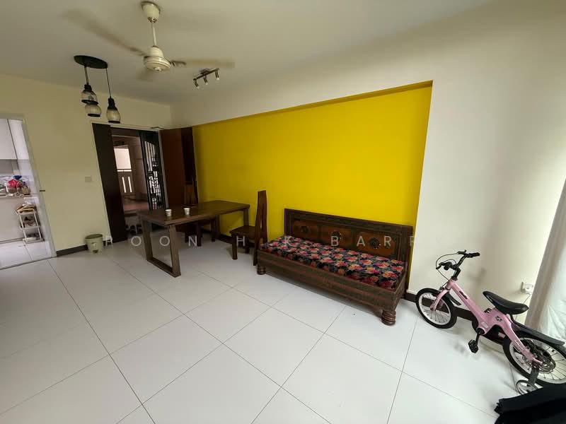 307A Ang Mo Kio Avenue 1, 307A Ang Mo Kio Avenue 1, 3 Bedrooms, 946 sqft, HDB Flat For Rent, by Poon H K Barry, 500156934 - Living Room - PropertyGuru.com.sg