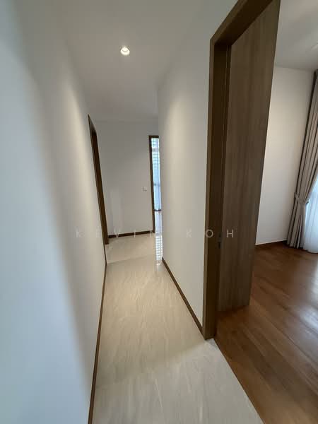 Sanctuary @ Newton, 2 Surrey Rd, 3 Bedrooms, 1,023 sqft, Condominium For Rent, by Kevin Koh, 500156942 - Corridor - PropertyGuru.com.sg