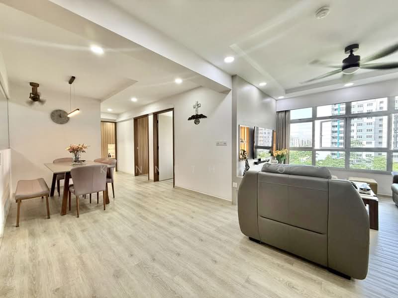 876A Tampines Avenue 8, 876A Tampines Avenue 8, 4 Bedrooms, 1,292 sqft, HDB Flat For Sale, by Kenneth Yeo, 500156953 - Living Room - PropertyGuru.com.sg