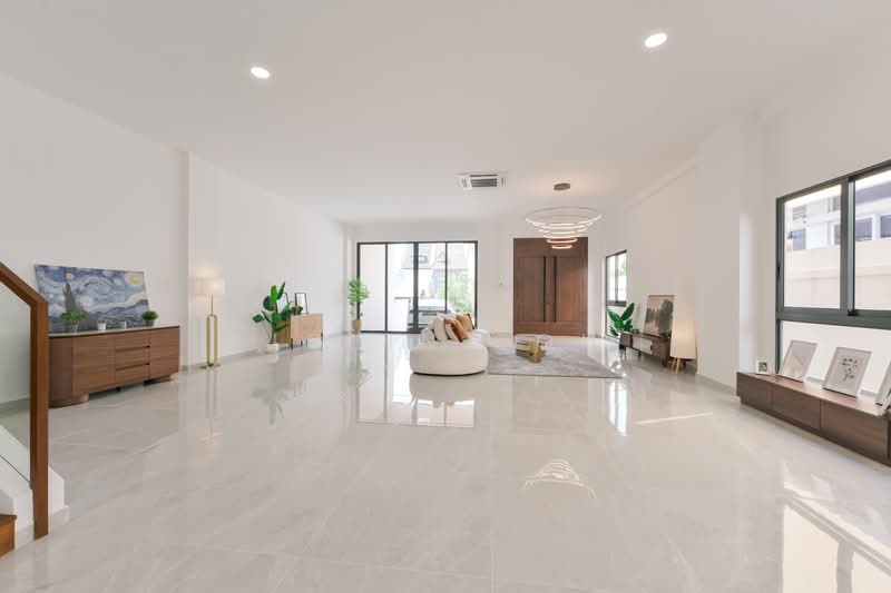 Seletar Hills Estate, Seletar Hills Drive, 8 Bedrooms, 6,170 sqft, Semi-Detached House For Sale, by Jolin Toh, 500156955 - Living Room - PropertyGuru.com.sg