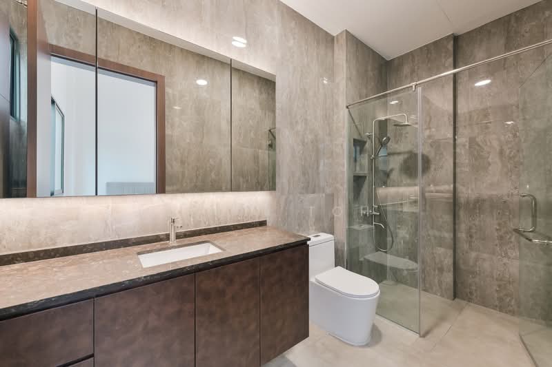 Seletar Hills Estate, Seletar Hills Drive, 8 Bedrooms, 6,170 sqft, Semi-Detached House For Sale, by Jolin Toh, 500156955 - Bathroom - PropertyGuru.com.sg