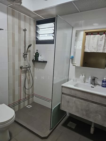 210B Clementi Avenue 6, 210B Clementi Avenue 6, Room Rental, 150 sqft, HDB Flat For Rent, by Dennis Mah, 500156965 - Bathroom - PropertyGuru.com.sg