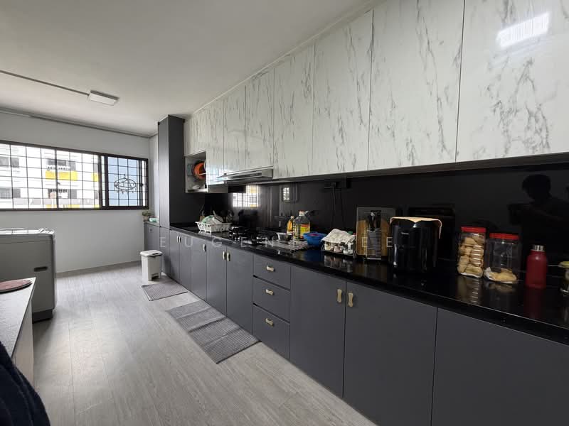 126 Pending Road, 126 Pending Road, 3 Bedrooms, 1,119 sqft, HDB Flat For Sale, by Eugene Lee, 500156980 - Kitchen - PropertyGuru.com.sg