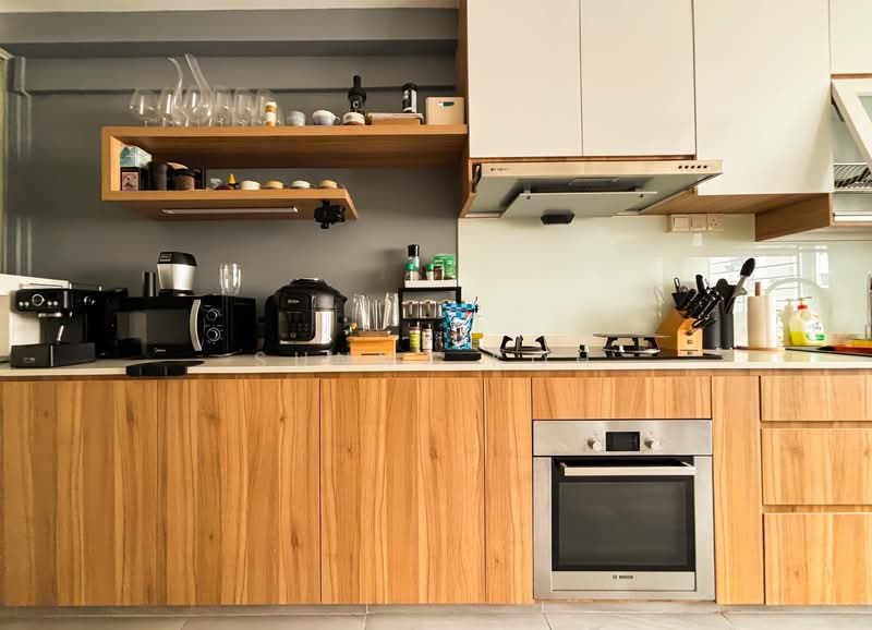 326 Clementi Avenue 5, 326 Clementi Avenue 5, 2 Bedrooms, 721 sqft, HDB Flat For Rent, by Sunny Koh, 500156981 - Kitchen - PropertyGuru.com.sg