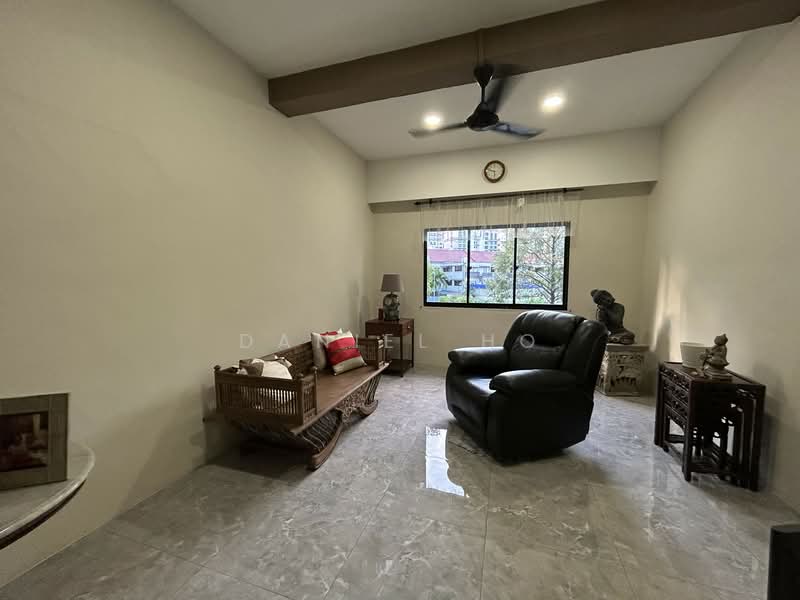 Whampoa drive, , 2 Bedrooms, 1,001 sqft, Walk-up Apartment For Sale, by Daniel Ho, 500156990 - Living Room - PropertyGuru.com.sg