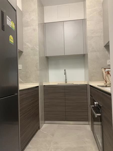 Stirling Residences, 23 Stirling Road, 2 Bedrooms, 624 sqft, Condominium For Rent, by Helen HU, 500157003 - Kitchen - PropertyGuru.com.sg