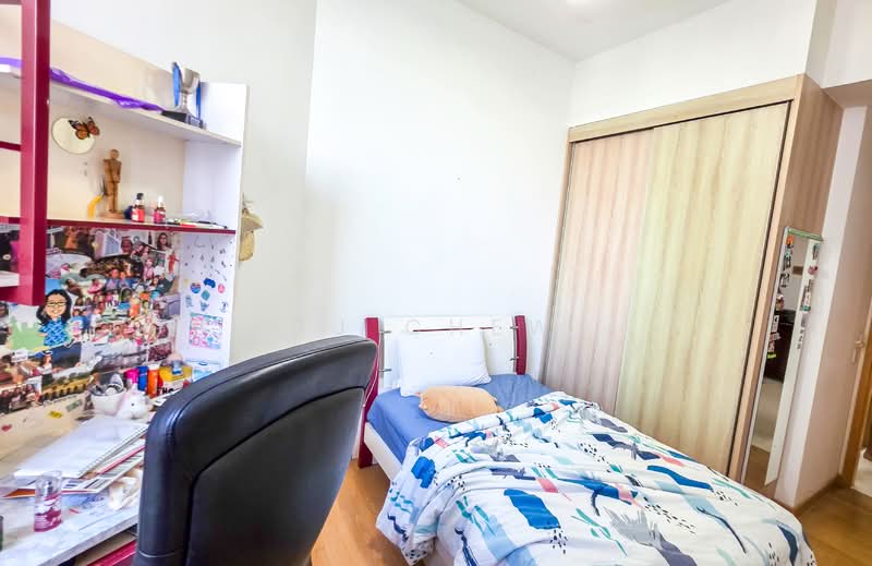 The Crest, 101 Prince Charles Crescent, Room Rental, 100 sqft, Condominium For Rent, by TJ Chew, 500157005 - Bedroom - PropertyGuru.com.sg