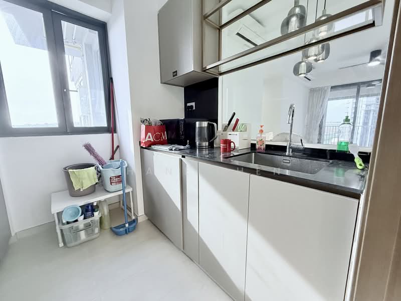The Florence Residences, 89 Hougang Avenue 2, 3 Bedrooms, 915 sqft, Condominium For Sale, by Shane Chen, 500157008 - Kitchen - PropertyGuru.com.sg