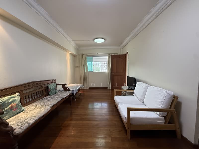 330 Woodlands Avenue 1, 330 Woodlands Avenue 1, 2 Bedrooms, 721 sqft, HDB Flat For Rent, by Jia Qi Lee, 500157022 - Living Room - PropertyGuru.com.sg