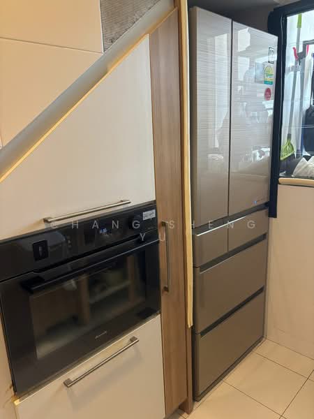 Mountbatten Regency, 825 Mountbatten Road, 3 Bedrooms, 1,894 sqft, Apartment For Sale, by Chang Sheng Yu, 500157027 - Kitchen - PropertyGuru.com.sg