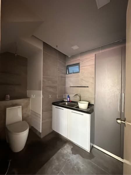 Vertex, 33 Ubi Avenue 3, 2,885 sqft, Light Industrial (B1) For Rent, by Maxie Tay, 500157032 - CommercialGuru.com.sg