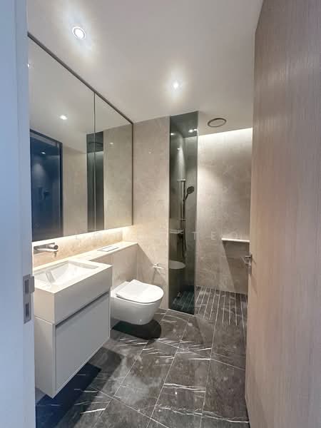 Amber Park, 14 Amber Gardens, 1 Bedroom, 463 sqft, Condominium For Rent, by Logen Teo, 500157036 - Bathroom - PropertyGuru.com.sg