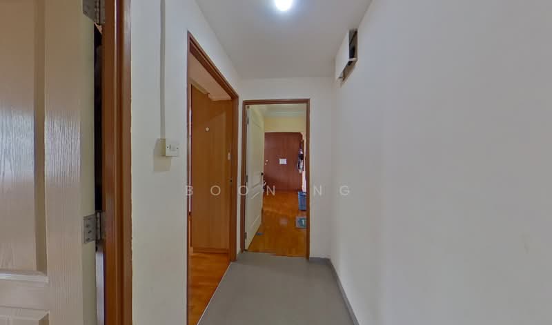 537 Woodlands Drive 16, 537 Woodlands Drive 16, 3 Bedrooms, 1,292 sqft, HDB Flat For Sale, by Boon Ng, 500157042 - Corridor - PropertyGuru.com.sg
