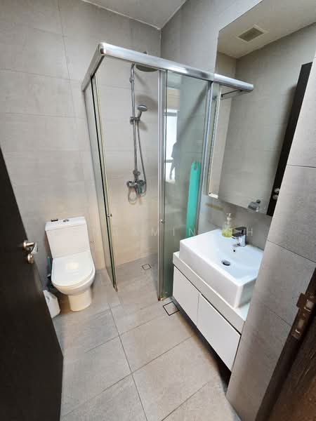 Neem Tree, 30 Jalan Kemaman, 2 Bedrooms, 624 sqft, Apartment For Sale, by Benjamin Oh, 500157048 - Bathroom - PropertyGuru.com.sg