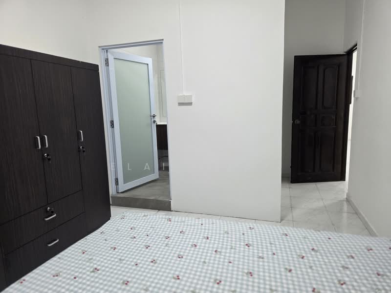 East coast road near Marine Parade mrt, East Coast Road, Room Rental, 135 sqft, Terraced House For Rent, by Elaine Tay, 500157058 - Bedroom - PropertyGuru.com.sg